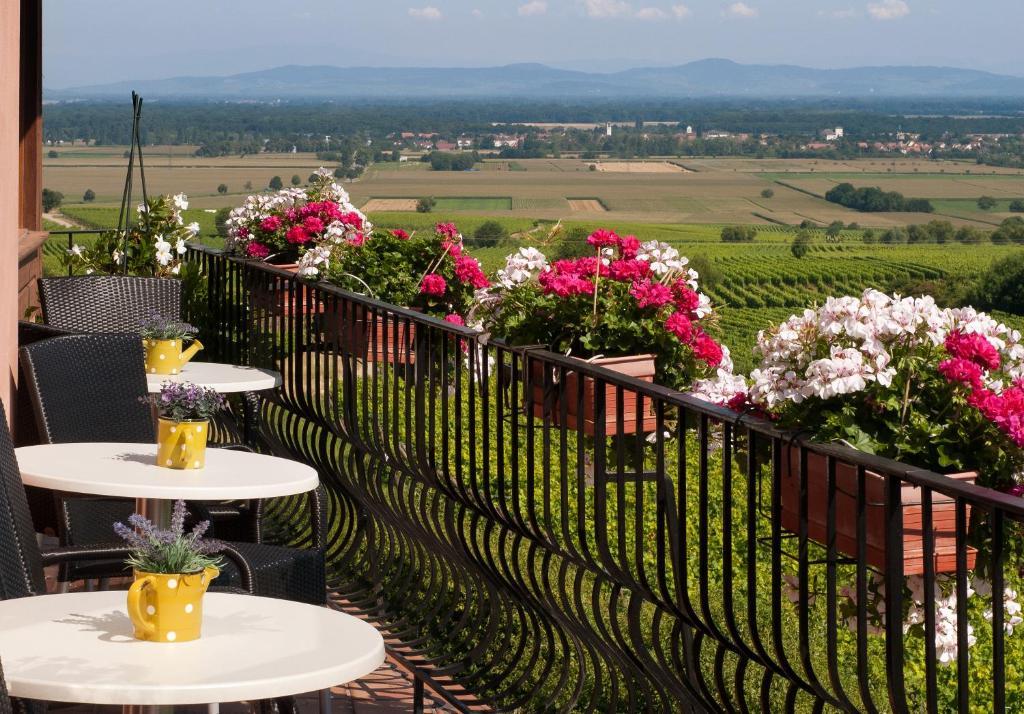Hotel Restaurant Au Riesling เซลเล็นแบร์ก ภายนอก รูปภาพ