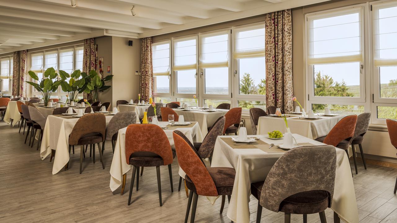 Hotel Restaurant Au Riesling เซลเล็นแบร์ก ภายนอก รูปภาพ